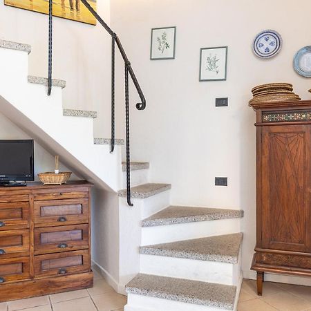 Casa Vacanze Baia Del Faro Palau Extérieur photo